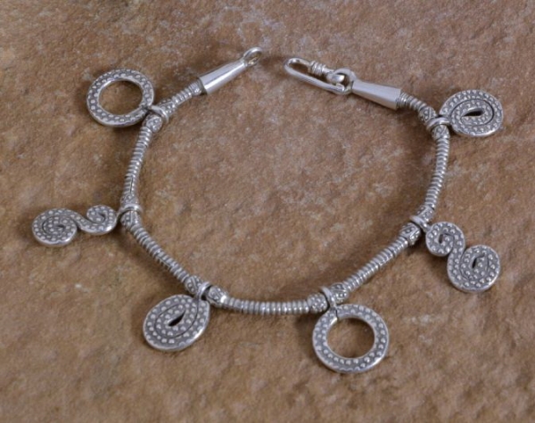 Schönes Armband - Bettelarmband aus Silber 925